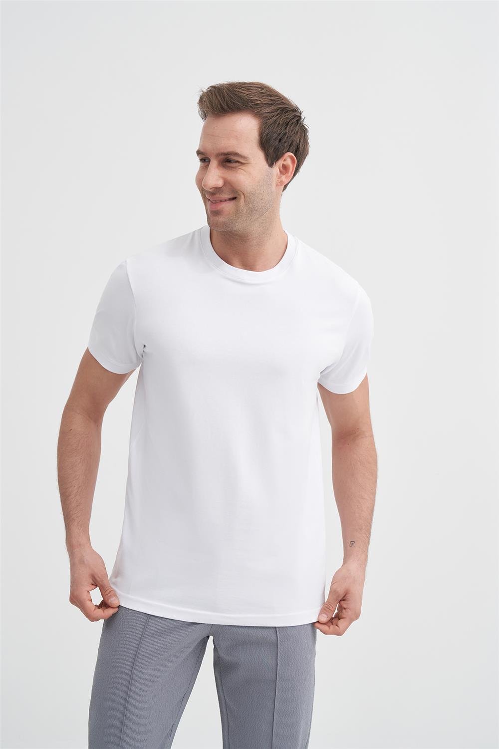 CAZ 4620 BIS. T-SHIRT
