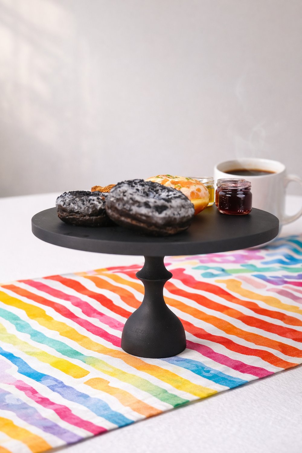 Mummy Siyah 30 Cm Şekilli Ayaklı Pasta Sunum Tabağı