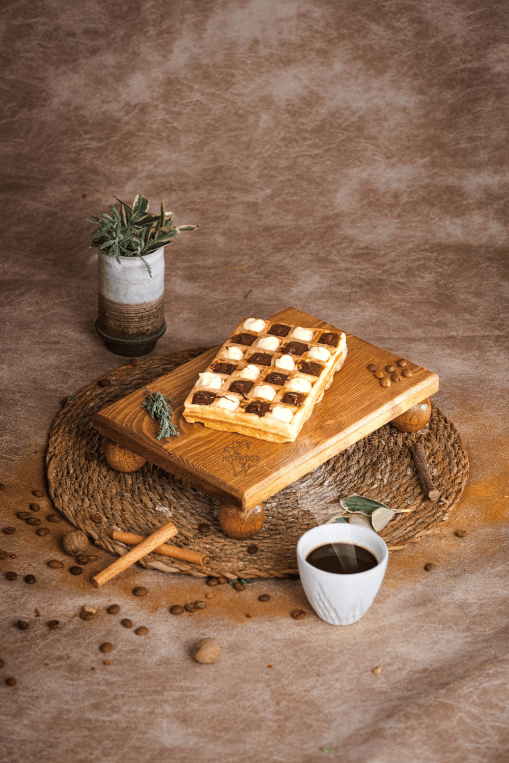 Risus Top Ayaklı 17x25 Cm Ahşap Dikdörtgen Pasta Sunum Servis Tabağı
