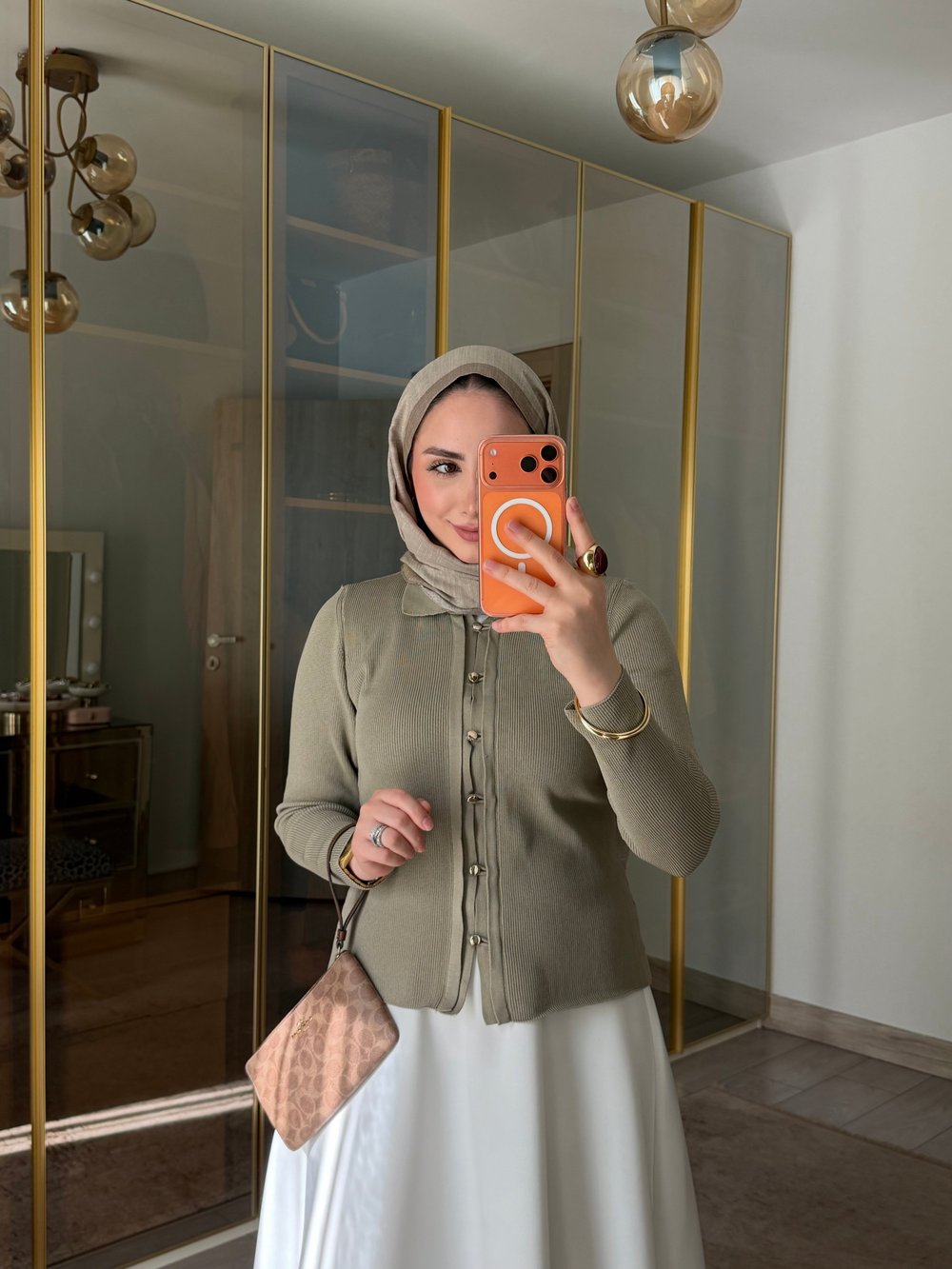 BASIC DÜĞMELİ ÇELİK ÖRME HIRKA VİZON