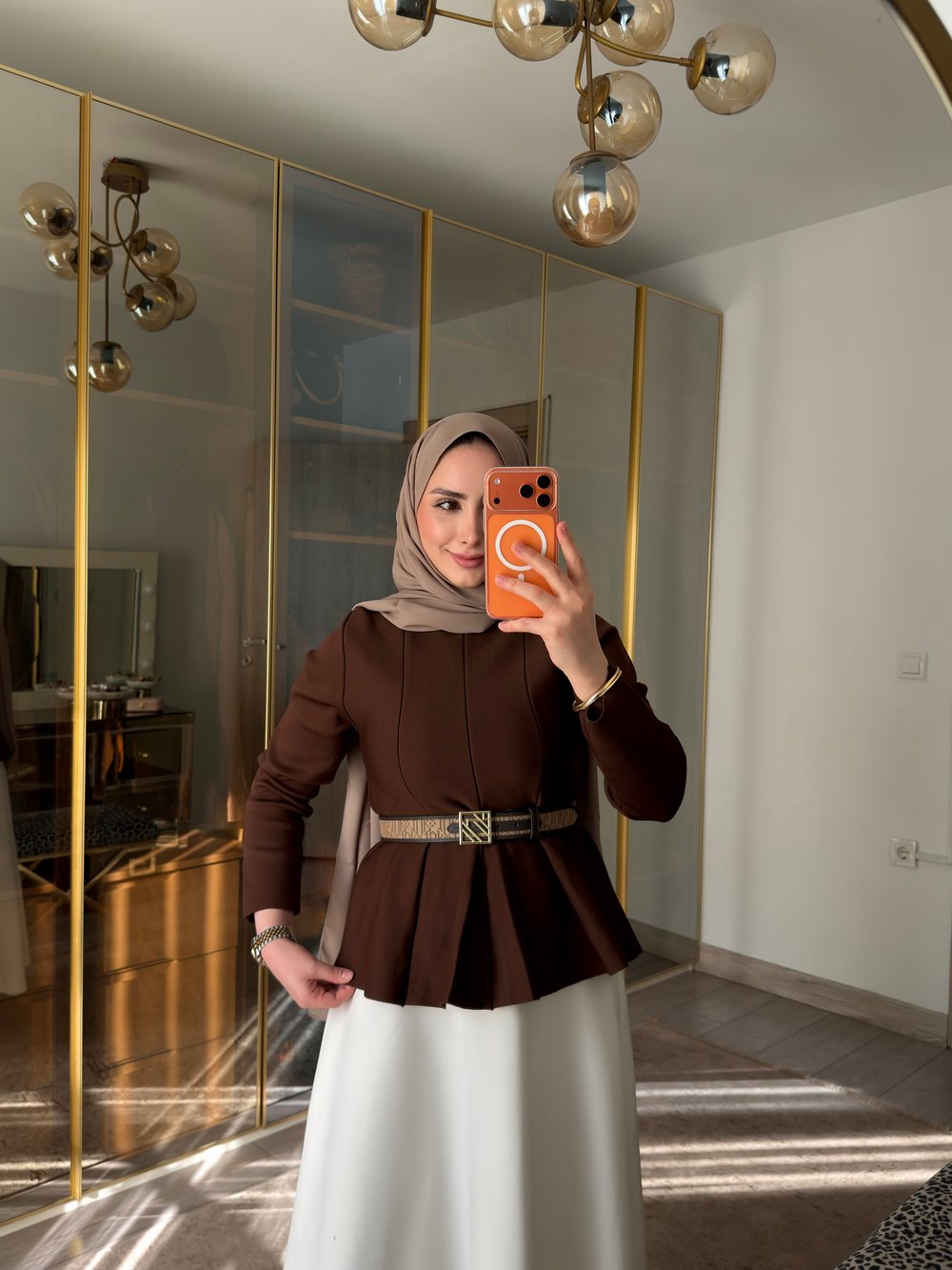 BELİS BEL VURGULU TRİKO ÜST KAHVE 