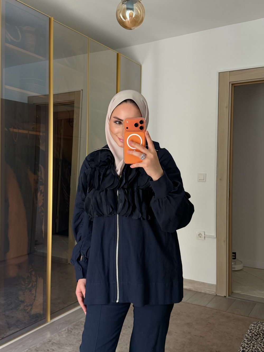 MELA ÖNÜ PETAL DETAYLI TASARIM TAKIM LACİVERT