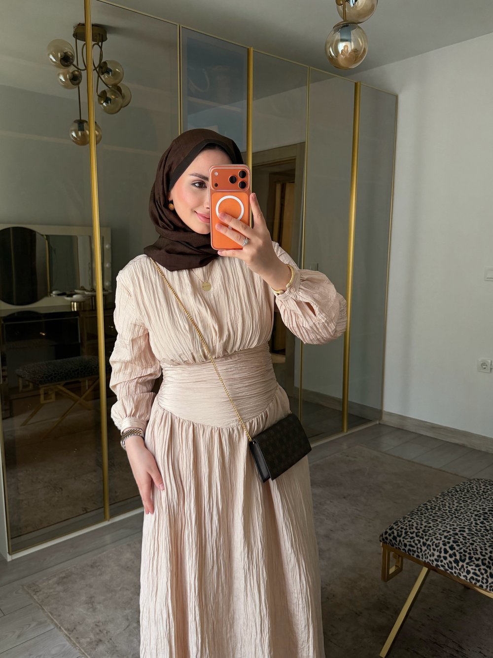 UKTE BEL DETAYLI ELBİSE BEJ
