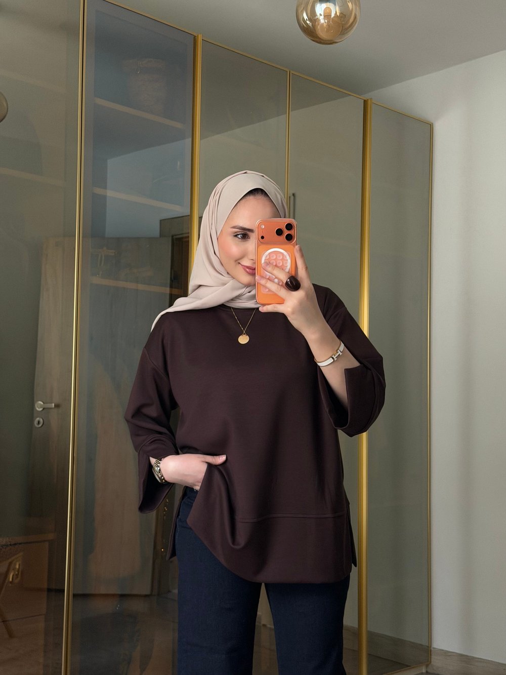YANI YIRTMAÇLI UZUN KOLLU SWEAT KAHVE