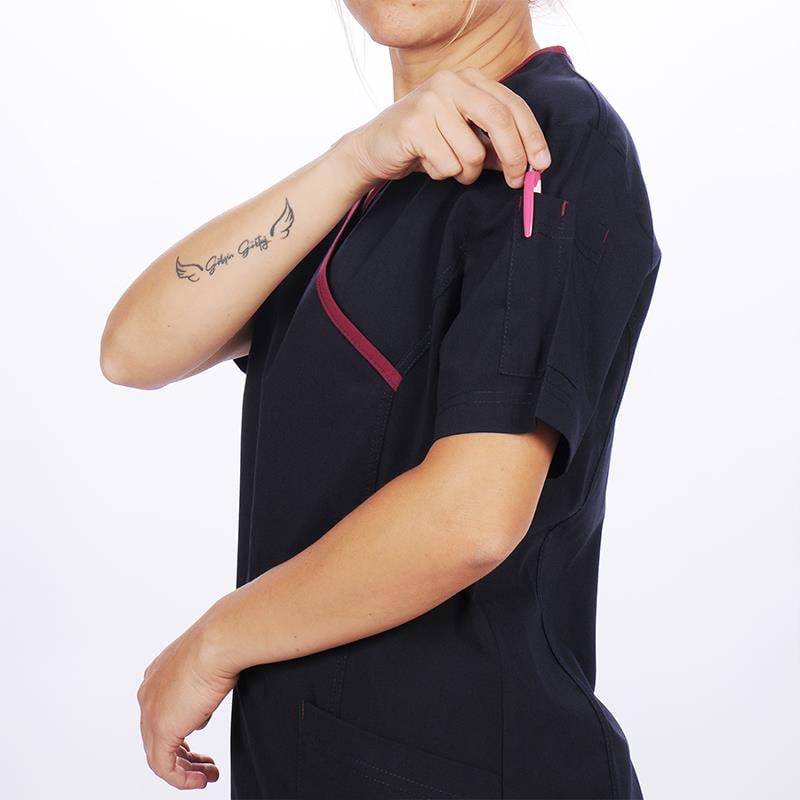 Formteks Kadın SPA  Hemşire Scrubs  Takım  Likralı Terry Cotton Lacivert-Bordo Biyeli