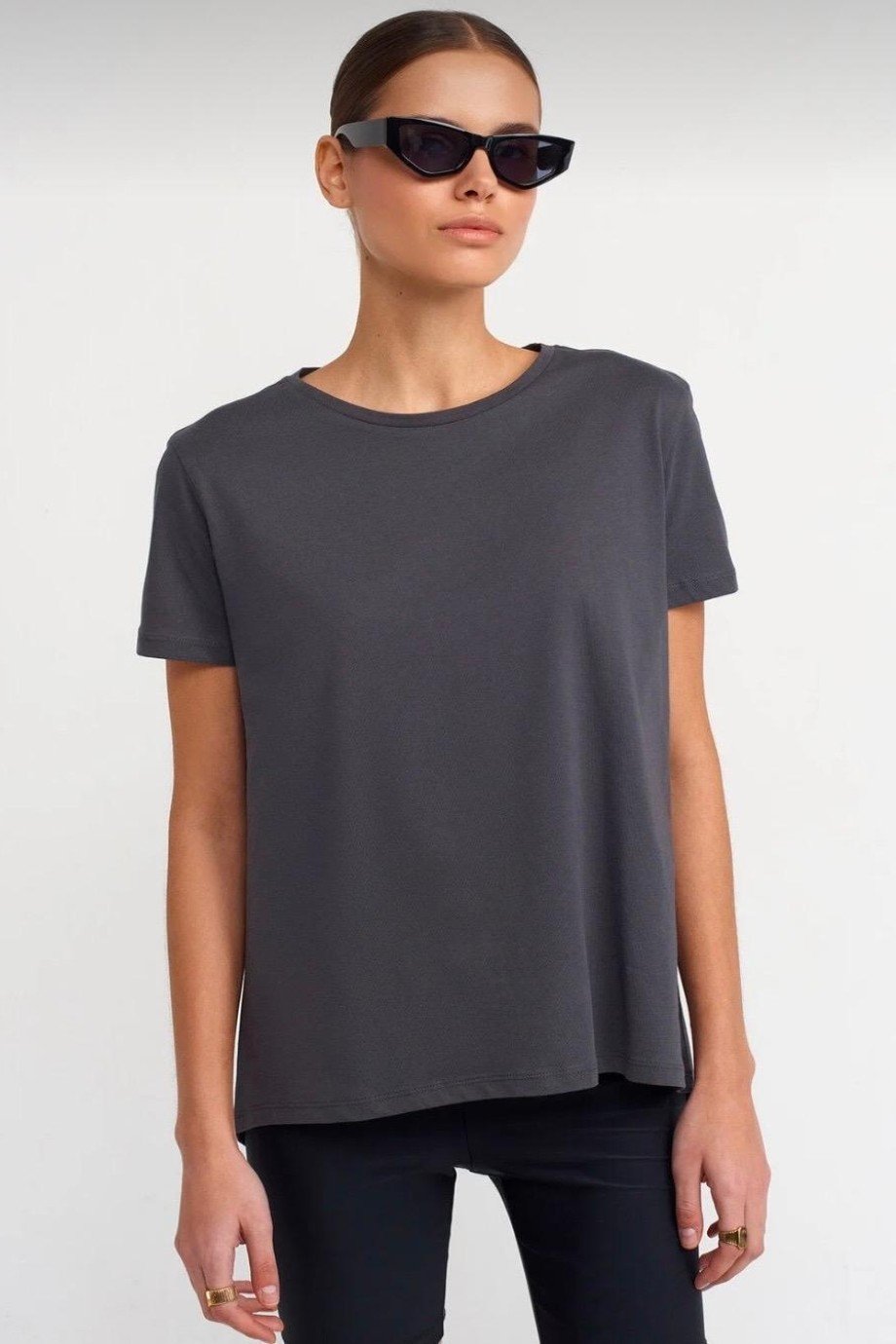 %100 Pamuk Bisiklet Yaka Basic T-shirt-Füme