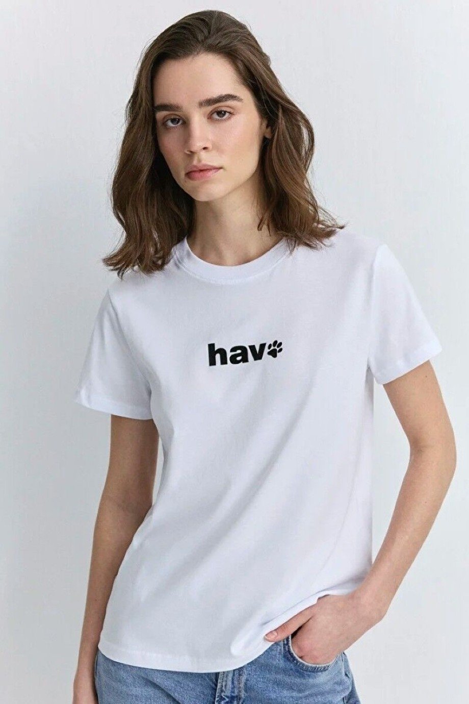Kadın Hav Baskılı Beyaz Tişört Regular Fit / Normal Kesim