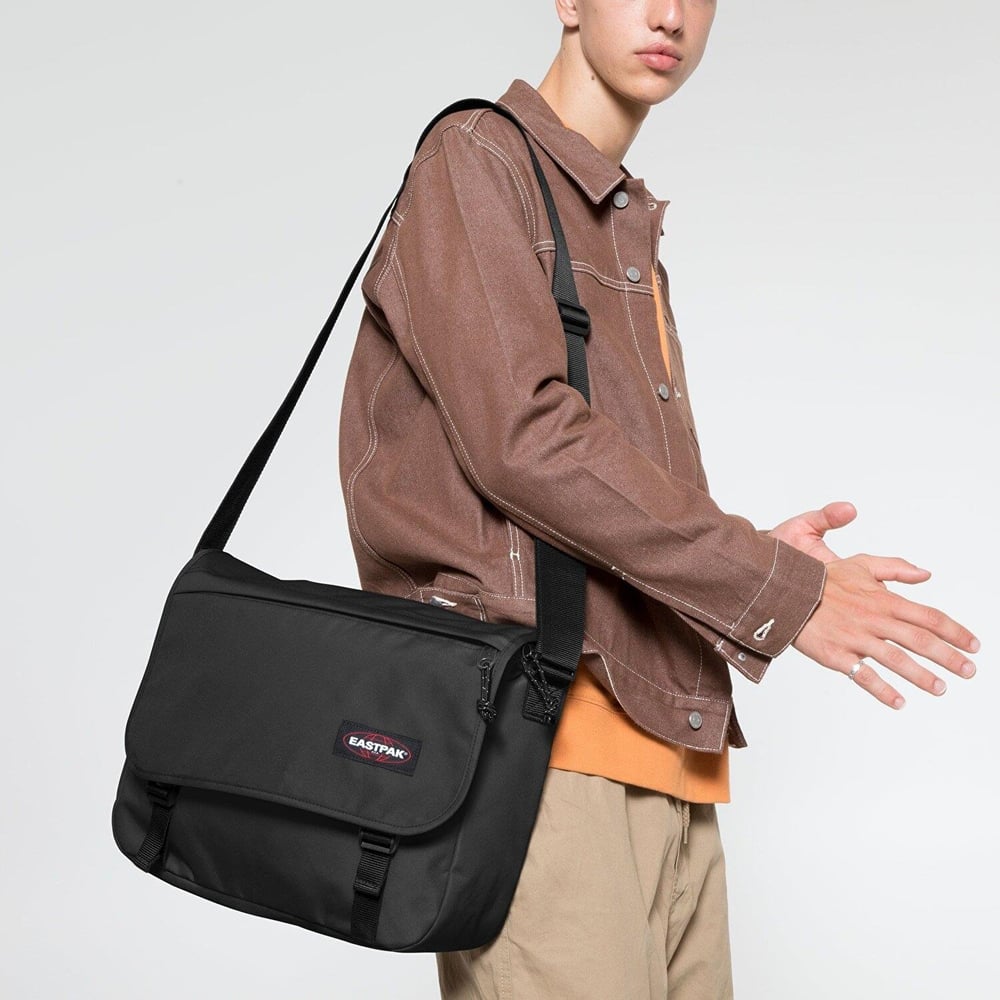 Eastpak Delegate Omuz Çantası - EK00026E0081
