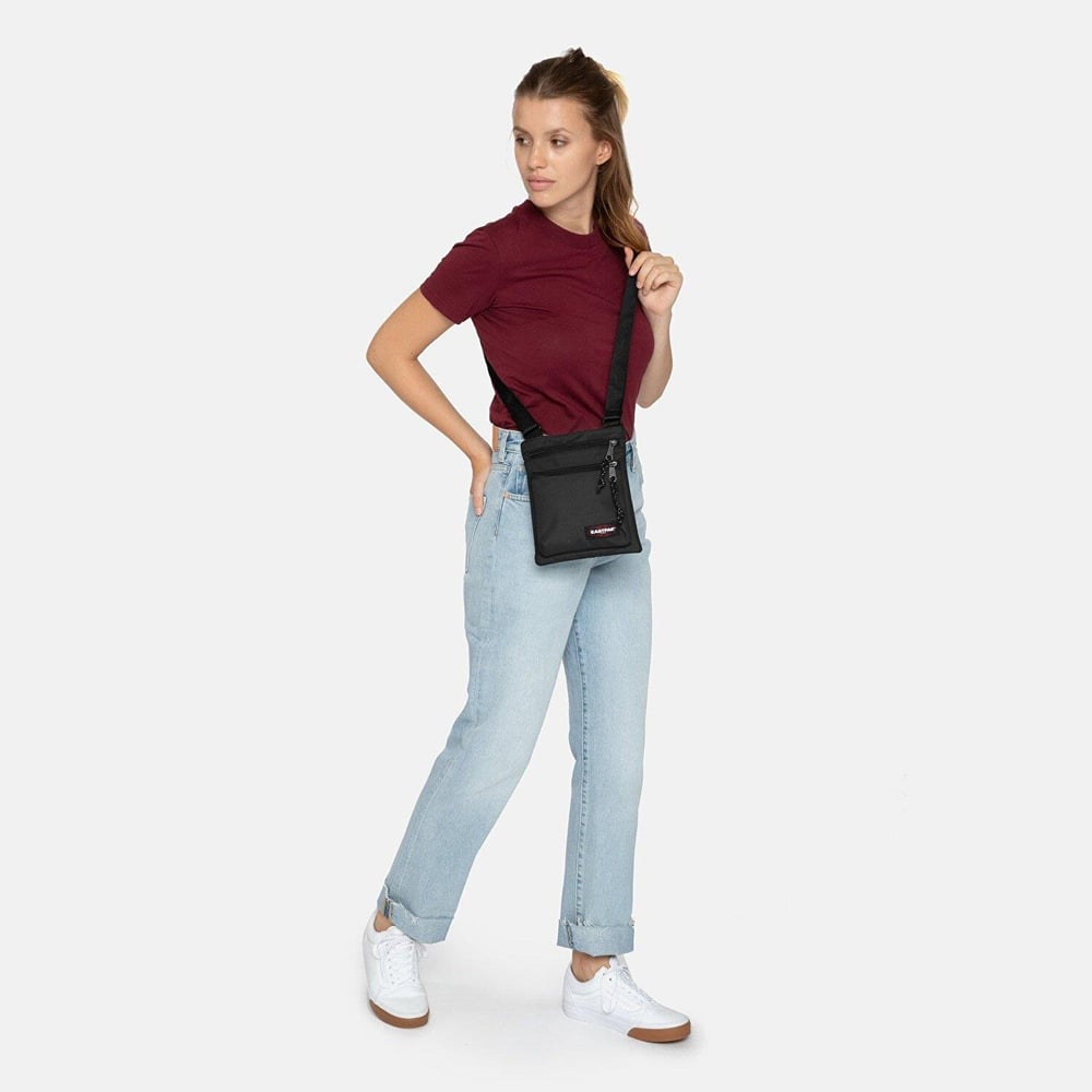 Eastpak Rusher Omuz Çantası - EK0000890081