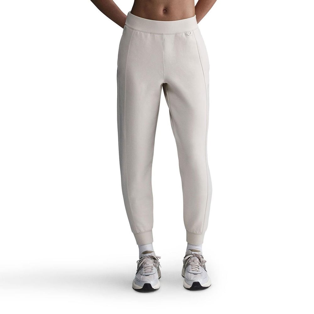 Nike 24.7 Dri-Fit Mid Waist Soft Training Kadın Eşofman Altı - HQ8184