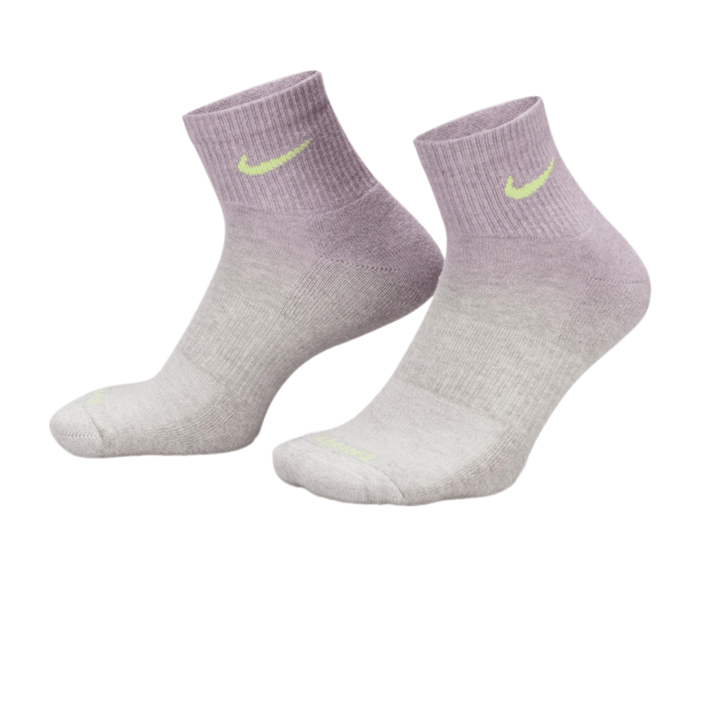 Nike Everyday Plus Quarter Kadın Çorap - FJ4913