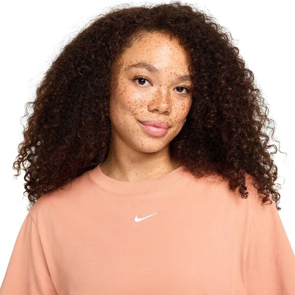 Nike Sportswear Kadın Günlük Stil T-Shirt - FD4149