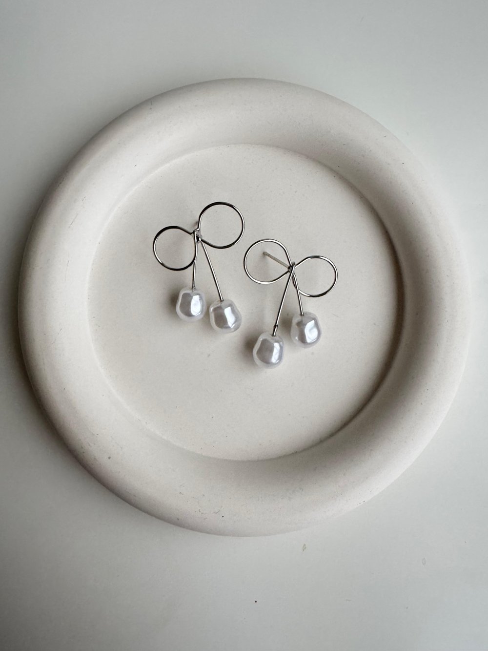İncili Kurdela Küpe (silver)