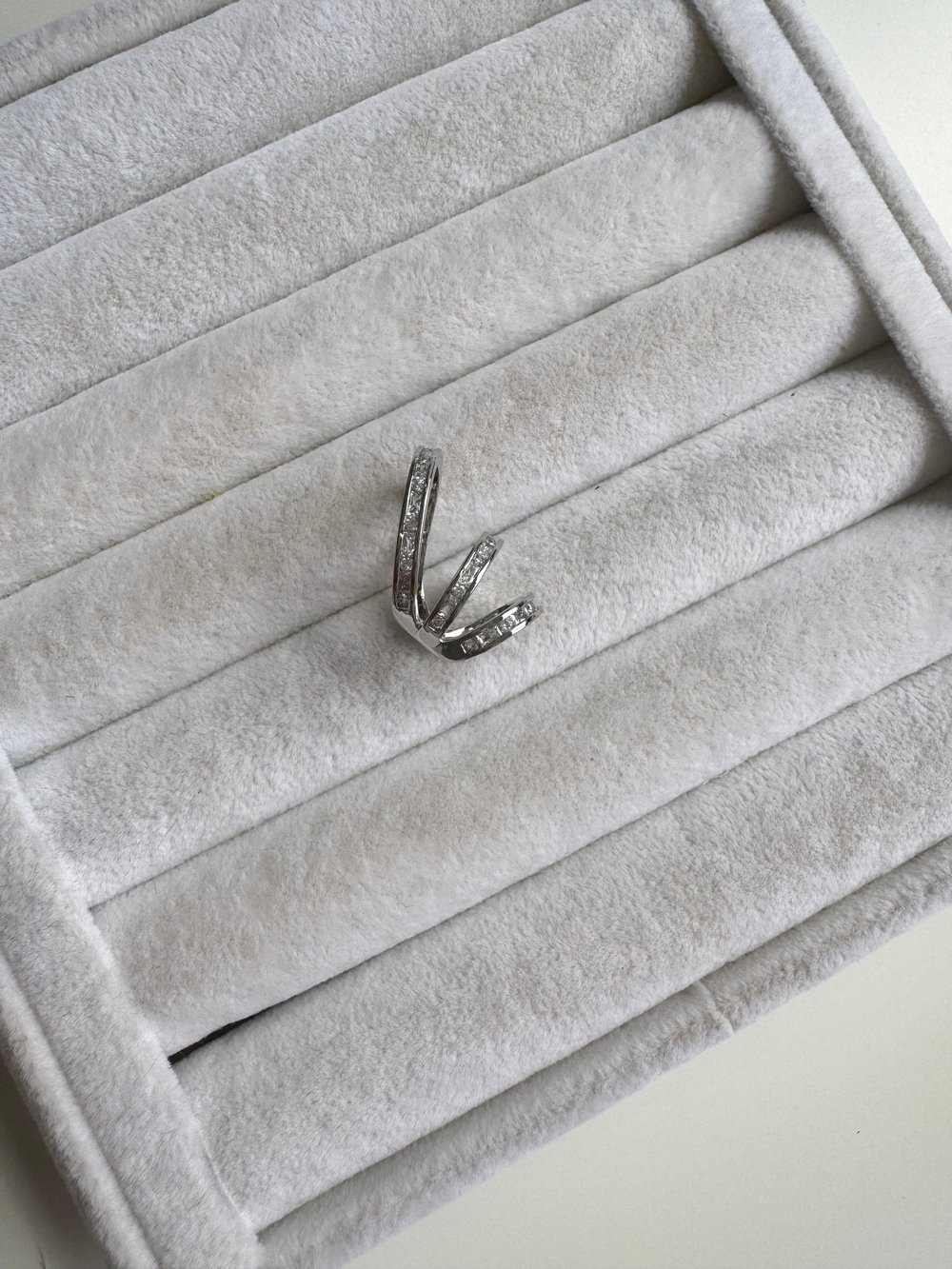 Silver Üç Sıralı Kıkırdak Küpe