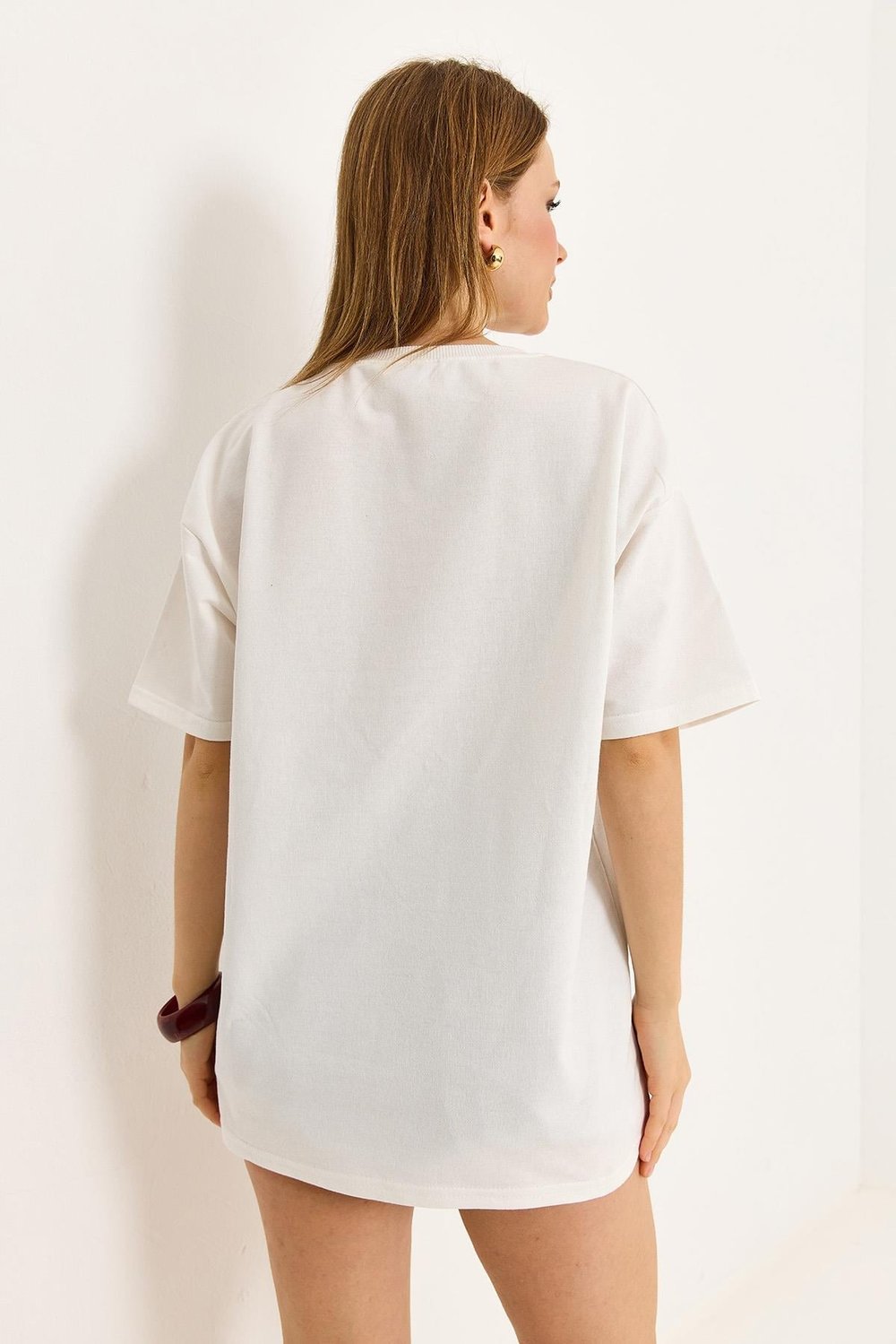 Ekru Baskılı Oversize Tişört