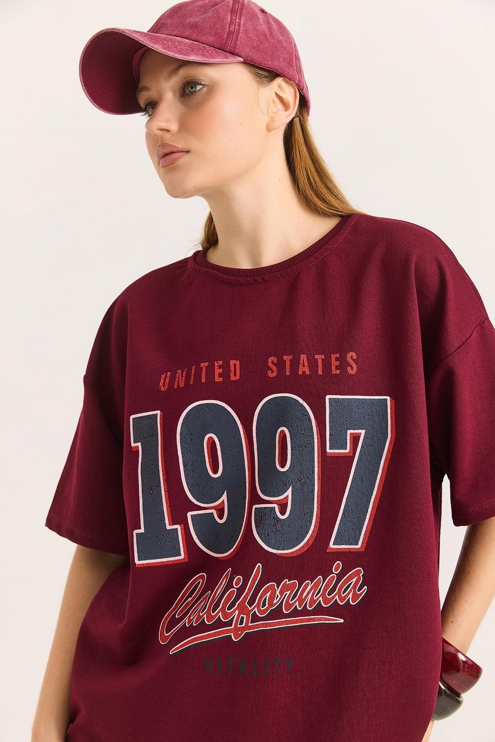 Bordo Baskılı Oversize Tişört