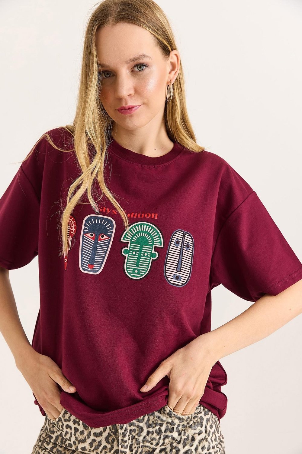Bordo Baskılı Oversize Tişört