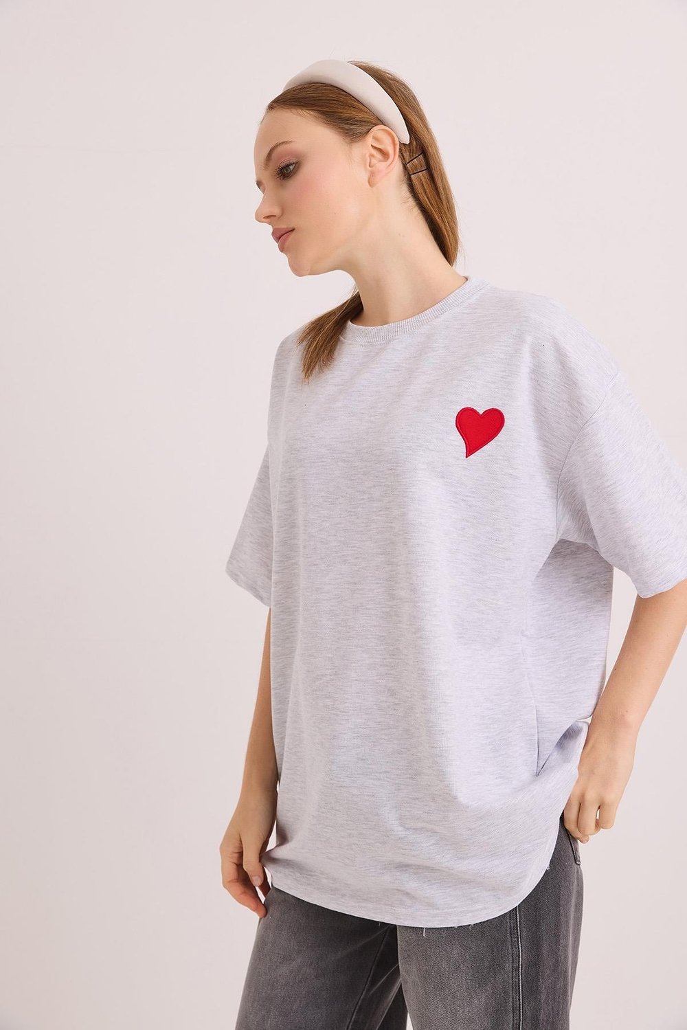 Gri Bisiklet Yaka Basic Tişört