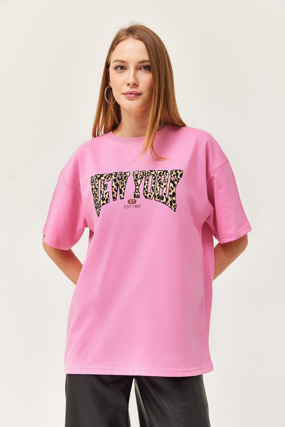 Pembe Baskılı Oversize Tişört