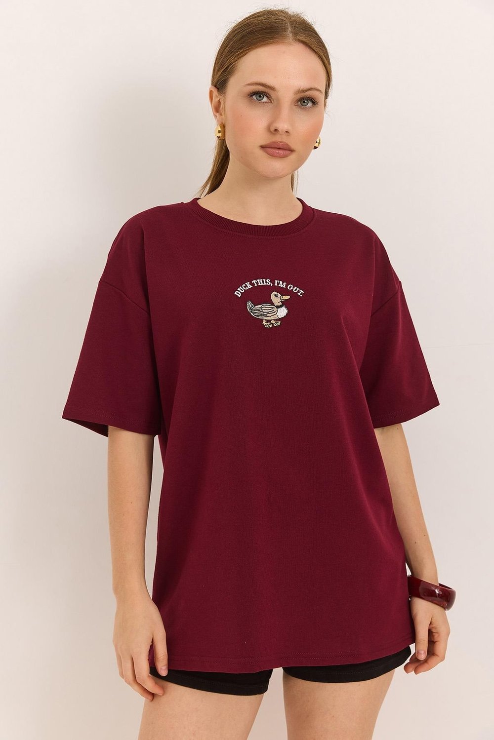 Bordo Ördek Nakışlı Oversize Tişört
