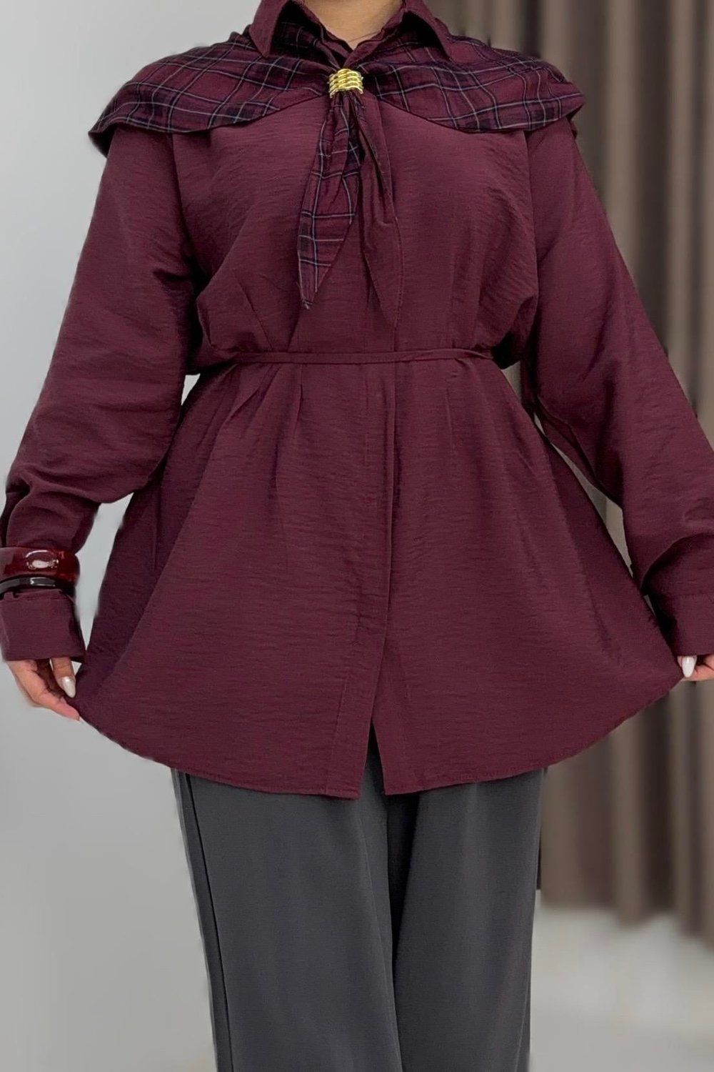 Mürdüm Ekose Detaylı Fularlı Tunik