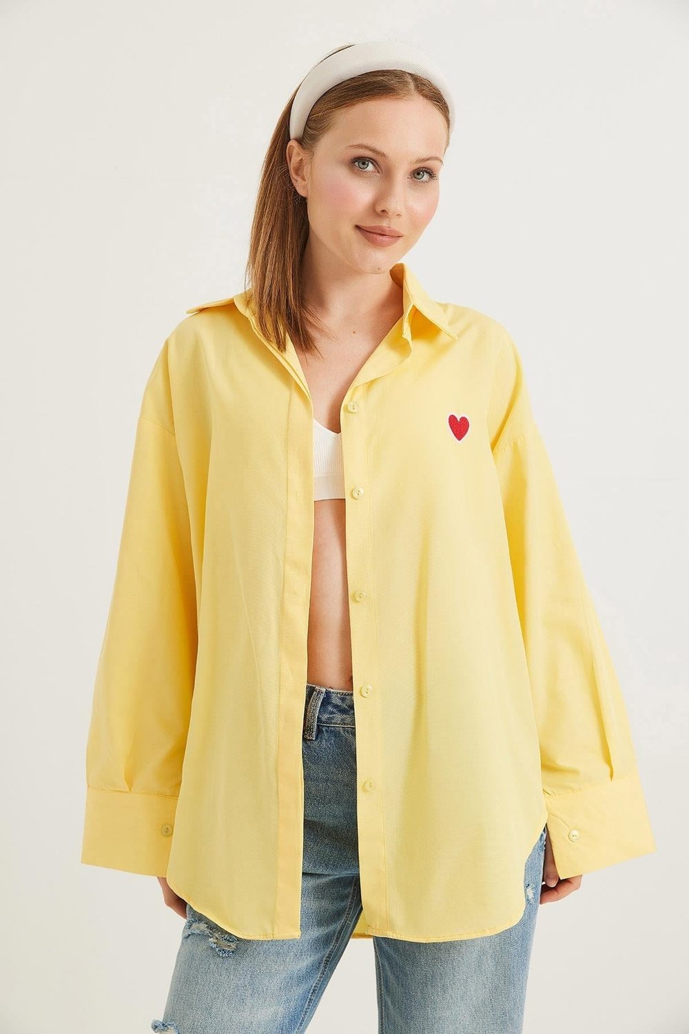 Sarı Kalp Nakışlı Oversize Gömlek