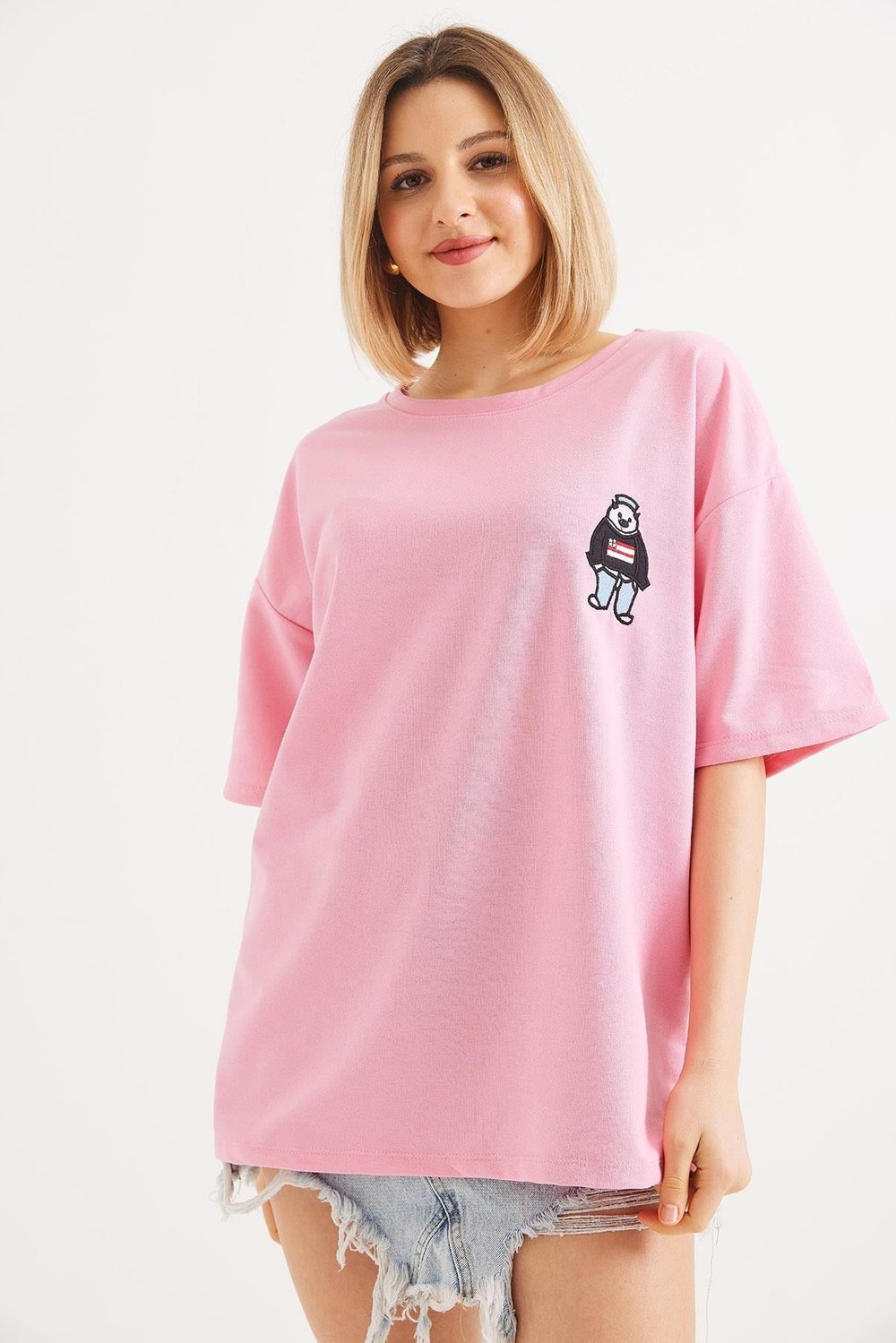 Pembe Nakışlı Bisiklet Yaka Tişört