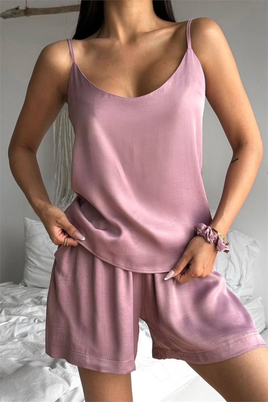 Düz Gül Kurusu Askılı ve Şortlu Floş Saten Pijama Takımı