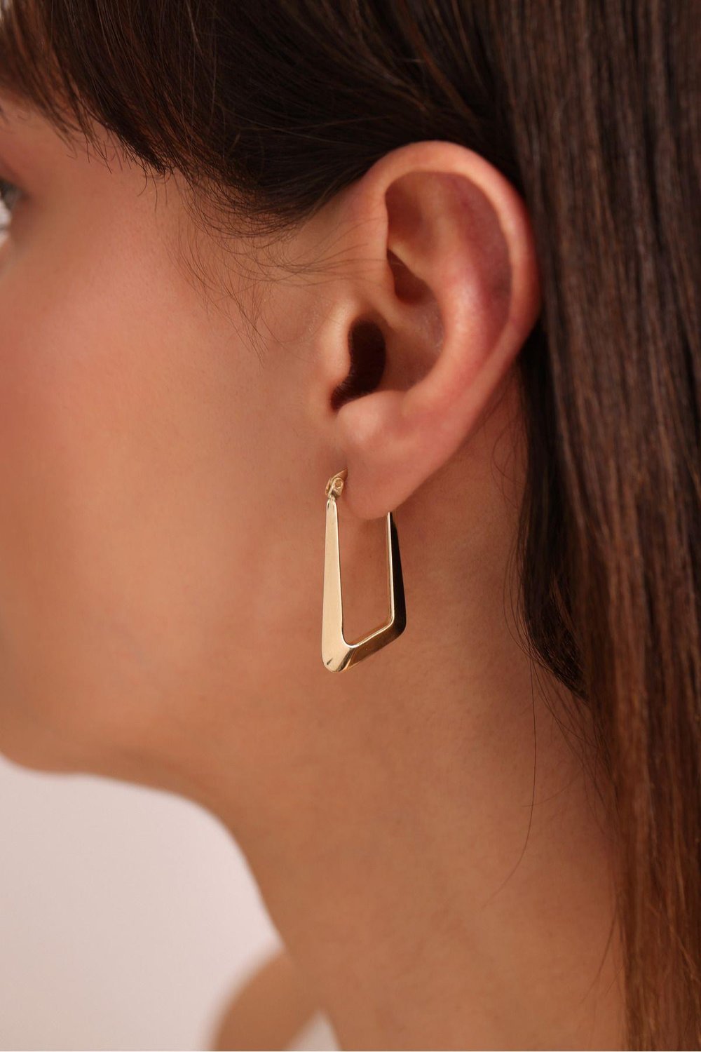 Asimetry Piramit Uzun Earring