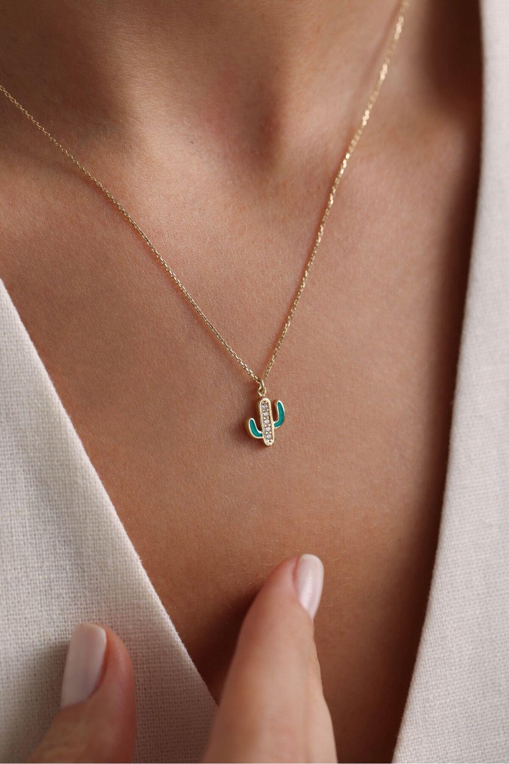 Mavi Mineli Stone Kaktüs Necklace