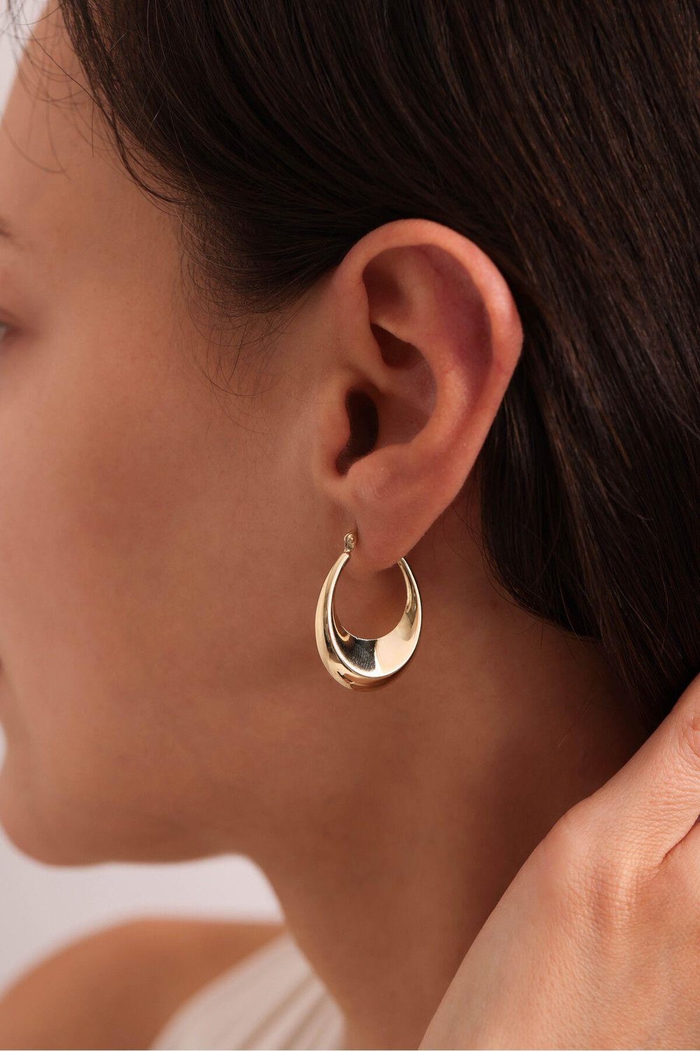 Oval Moon Halka Earring