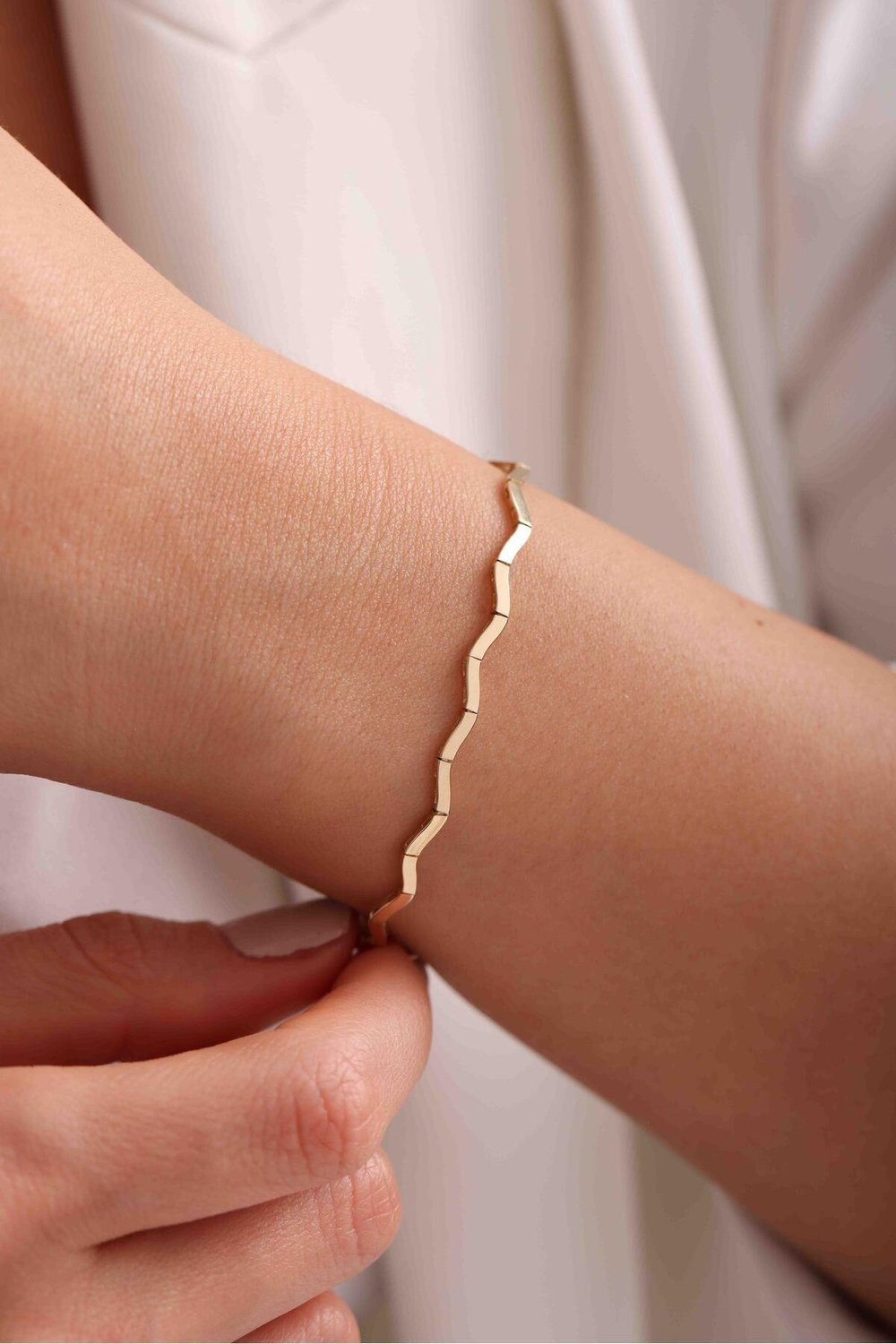 Parlak Cilalı Zigzag Bracelet