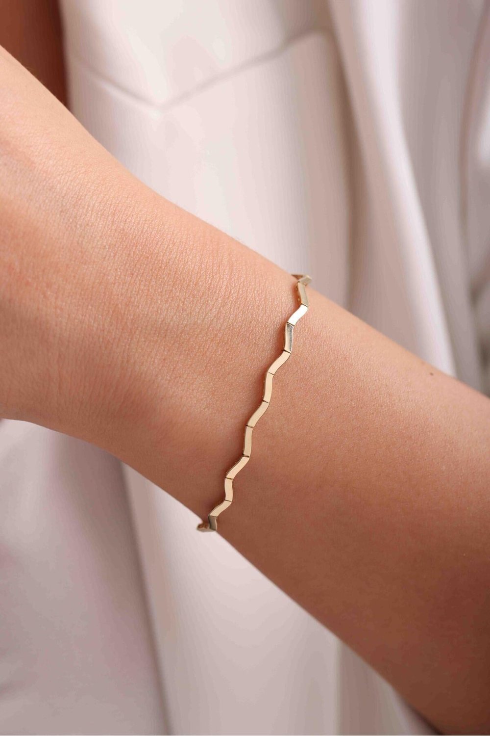 Parlak Cilalı Zigzag Bracelet