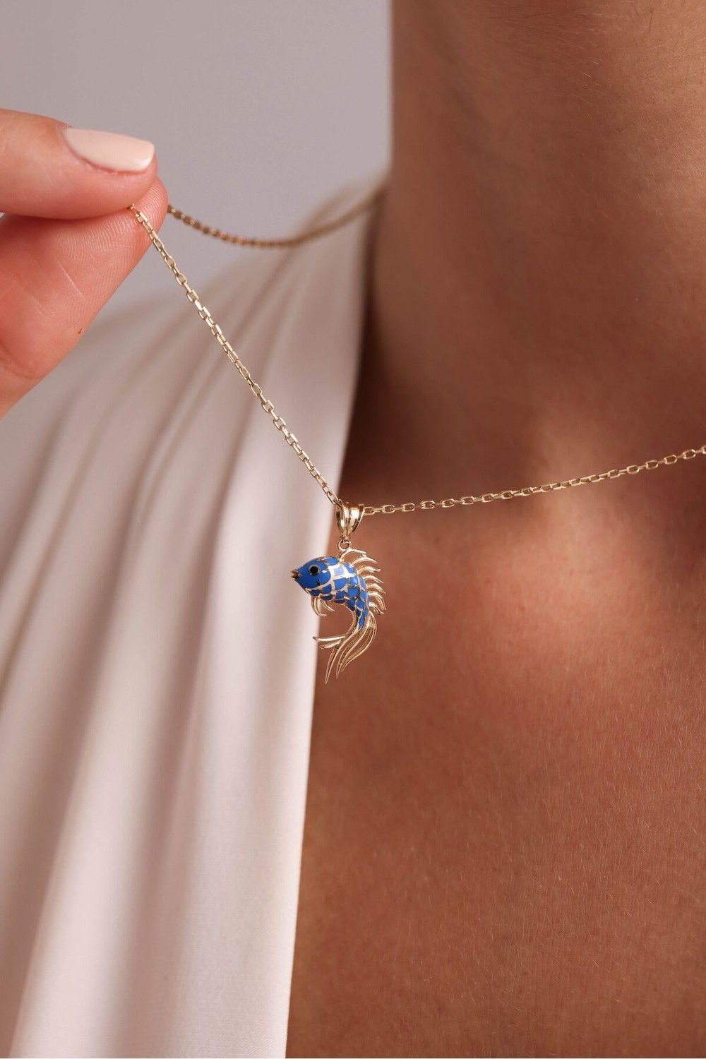 Pastel Mavi Mineli Balık Necklace 45 cm