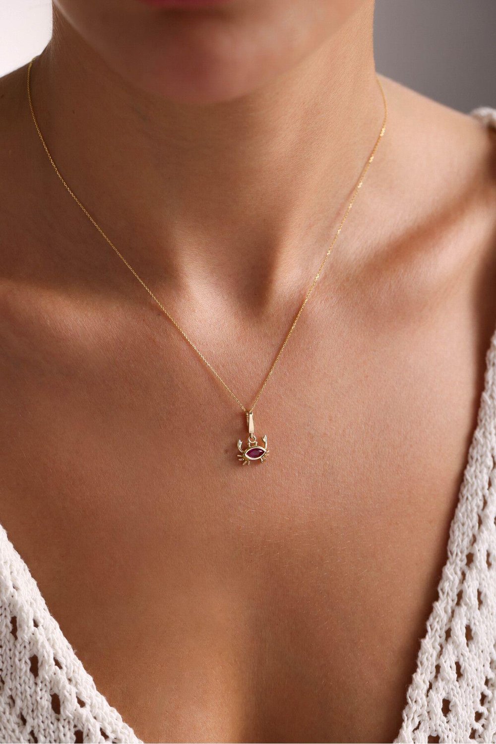 Pembe Stone Yengeç Kilitli Charm Necklace 45 cm