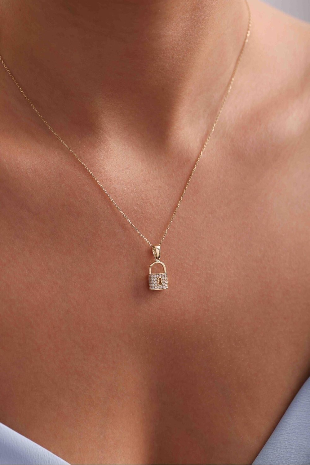 Stone Büyük Kilit Necklace 45 cm