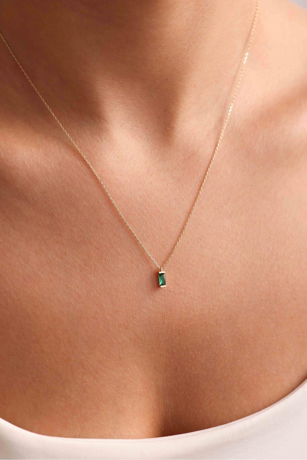 Yeşil Baget Stone Necklace