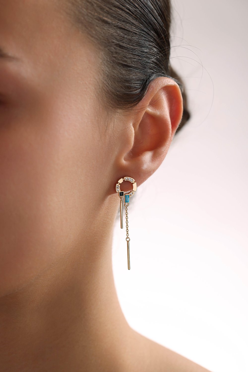 Blau Baget Stone Sallantılı Mystic Earring