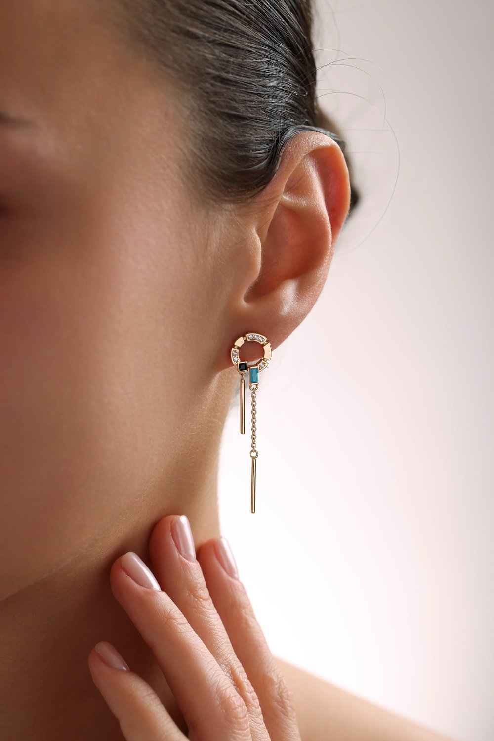 Blau Baget Stone Sallantılı Mystic Earring
