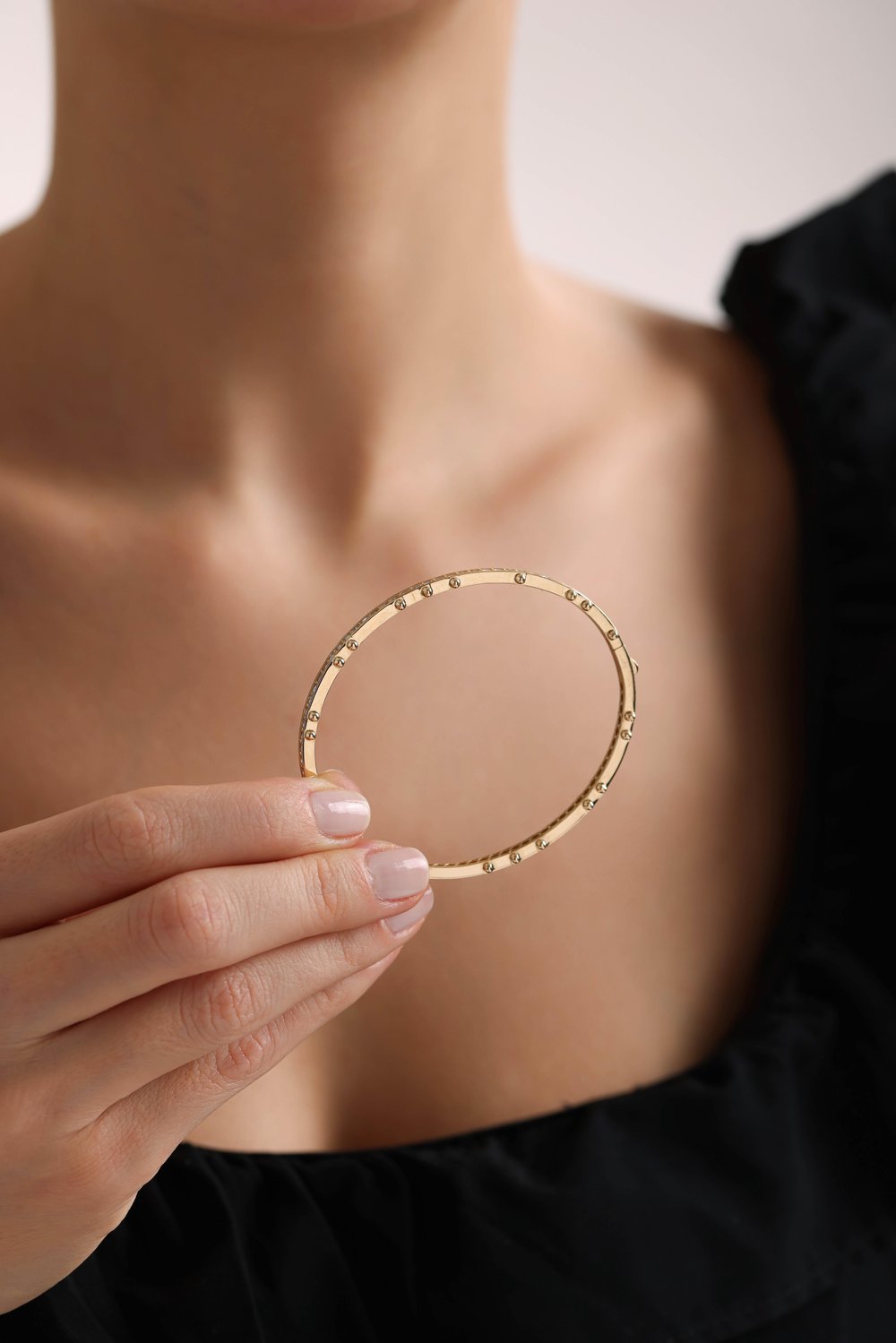 Nefertiti Bangle