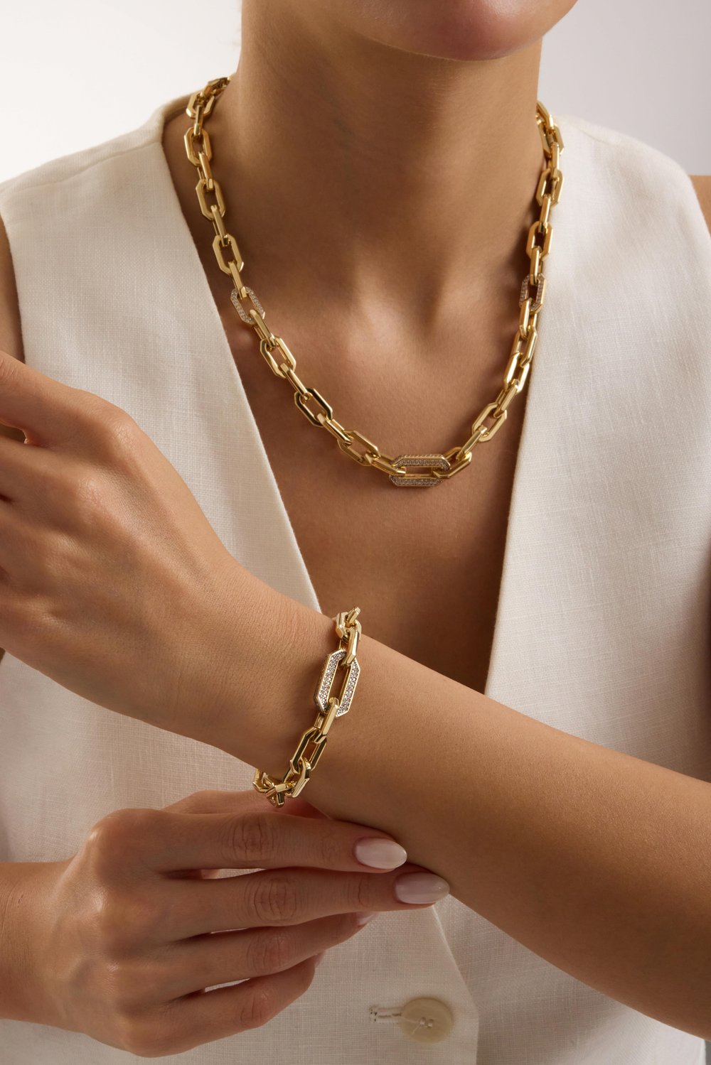PARÉ Mil Necklace