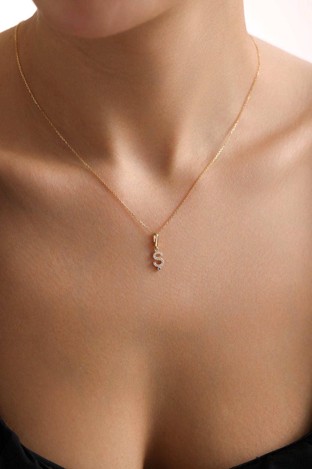 Stone Ş Harf Kilitli Charm Necklace