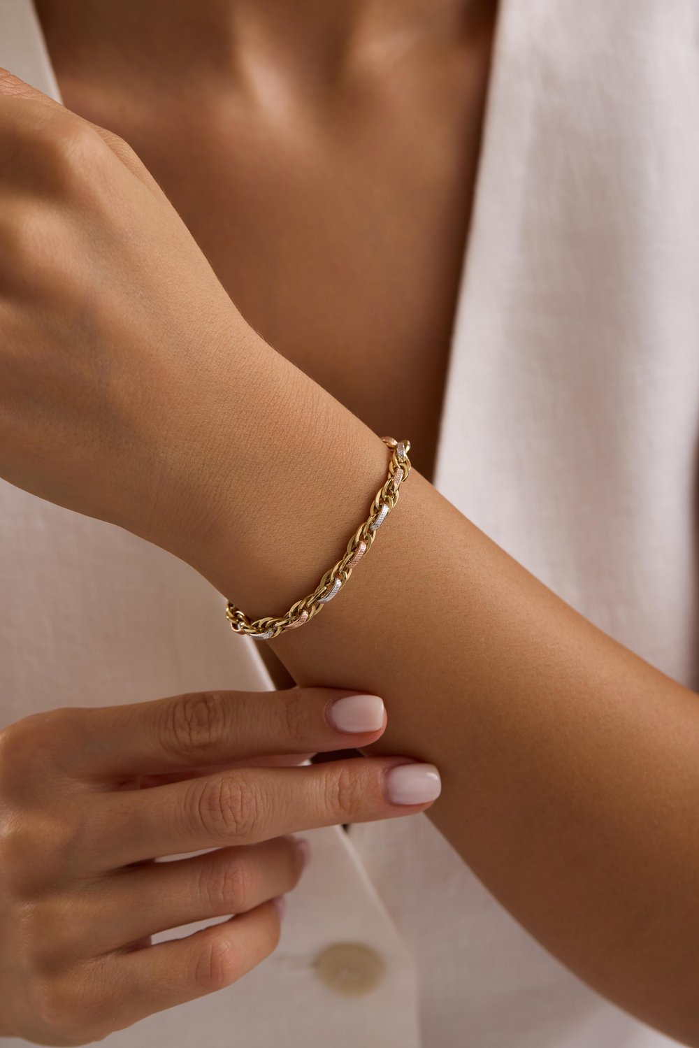 Trinity 3 Renk Hollow Twist Bracelet