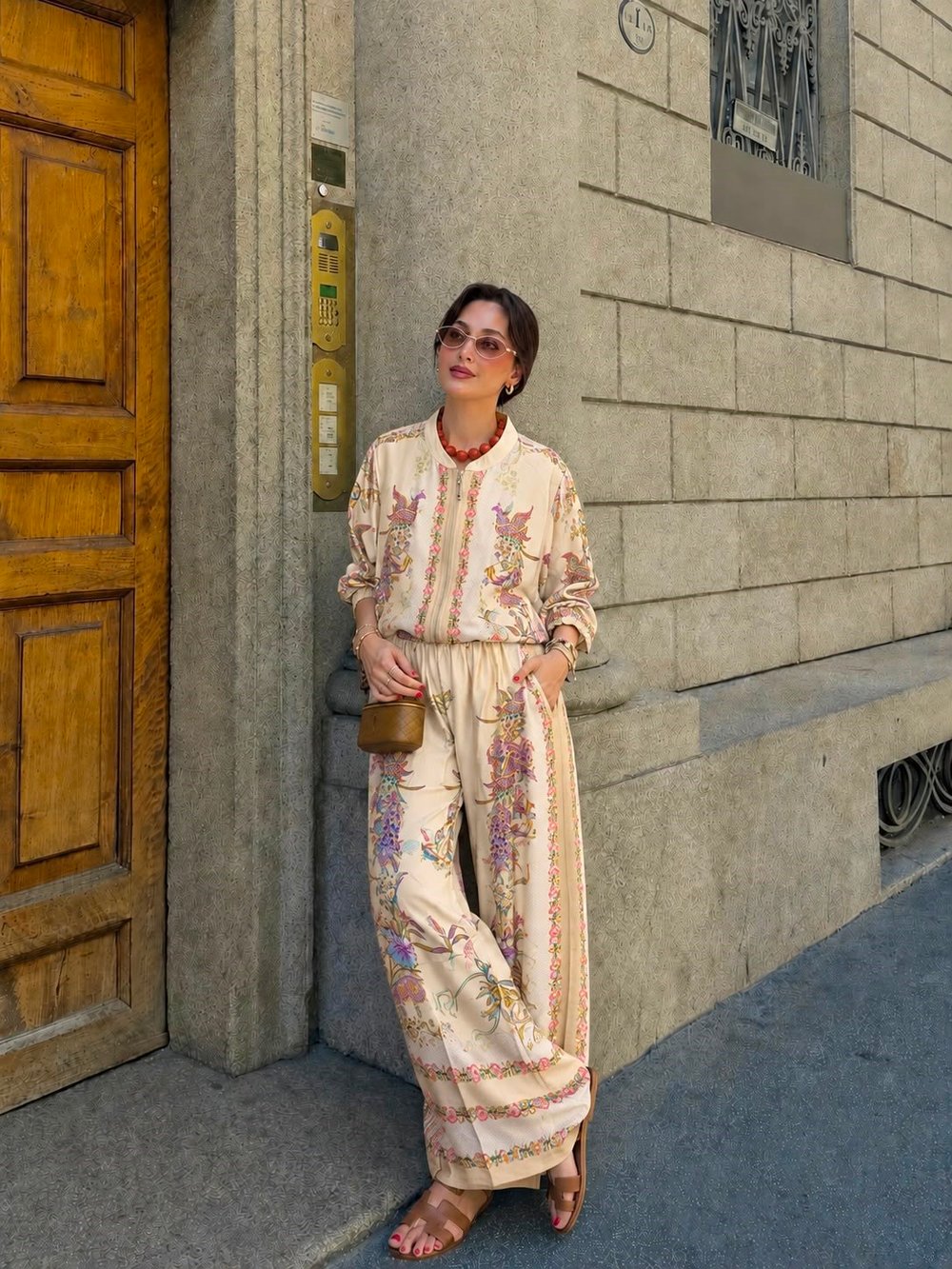 İthal Desenli Pantalonlu Takım Bej