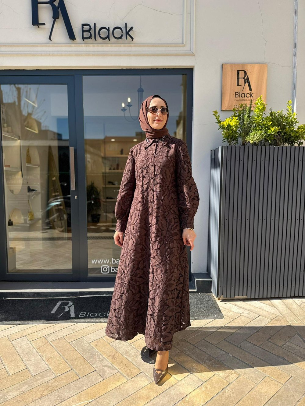 2601-5011 Yaka Detay Kadın Elbise Kahve