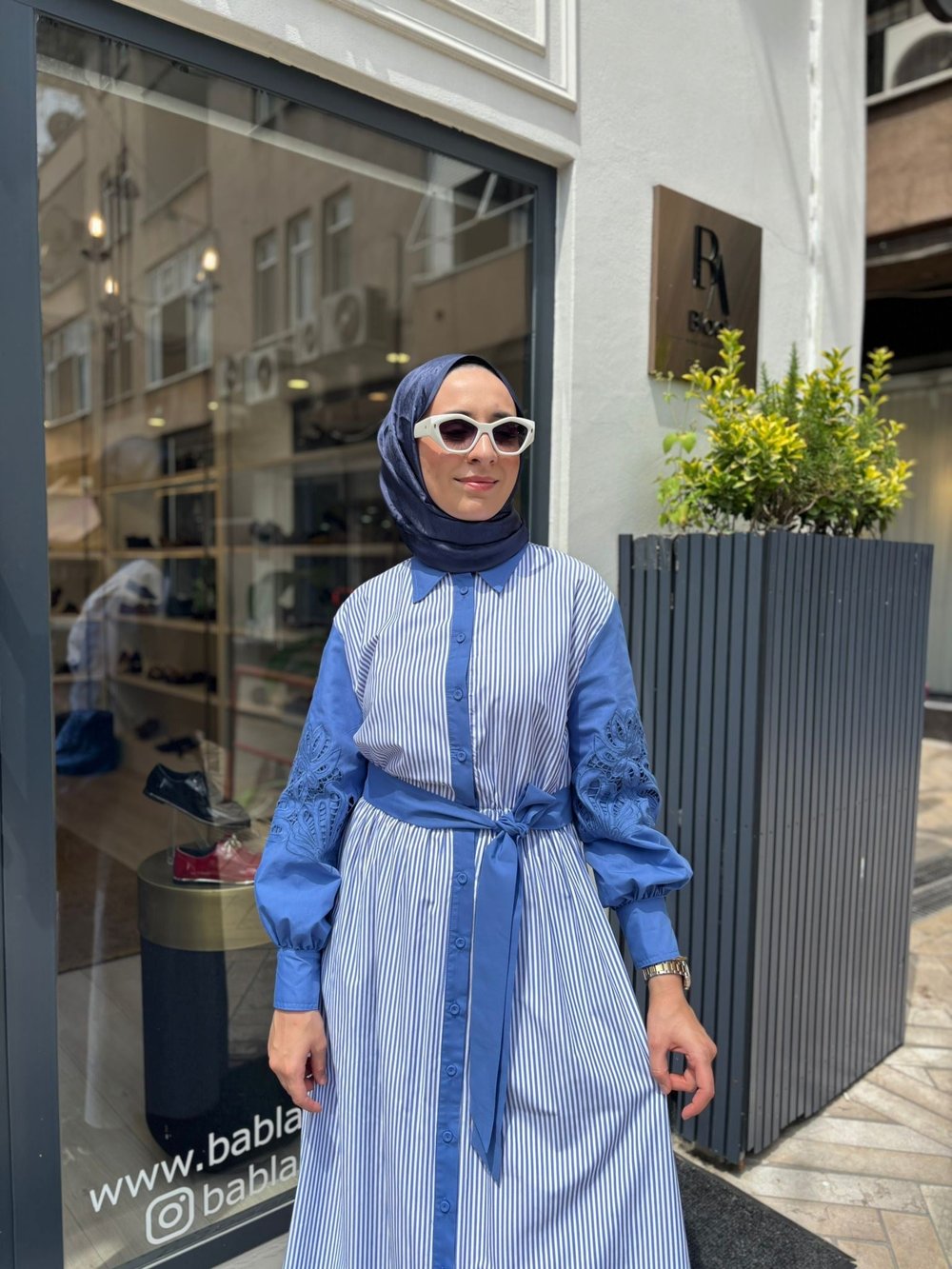 2601-5044 Güpür Detay Kadın Elbise Indigo