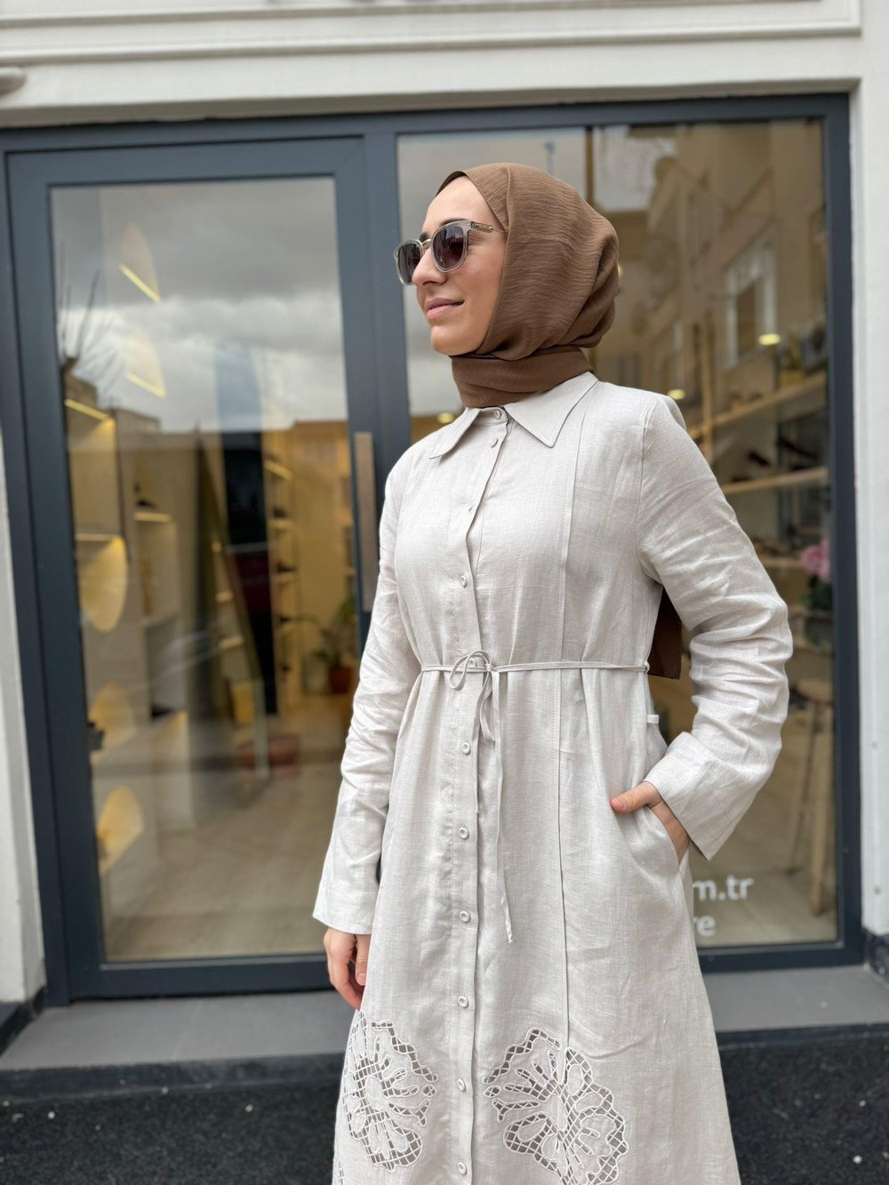 2601-5056 Güpür Detay Kadın Elbise Bej