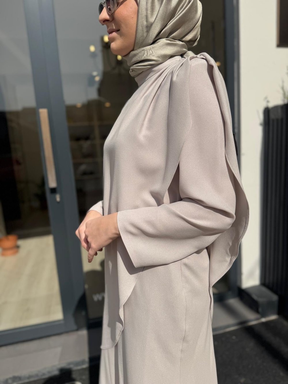 26SS225 Shin Kadın Takım Taş Rengi