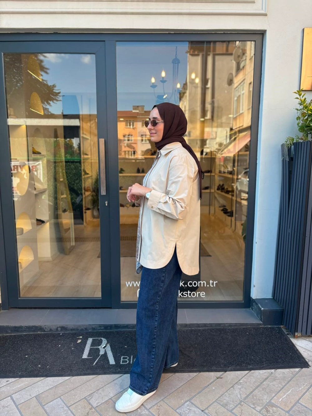 26SSGOM0029 Tommy Kadın Gömlek Bej