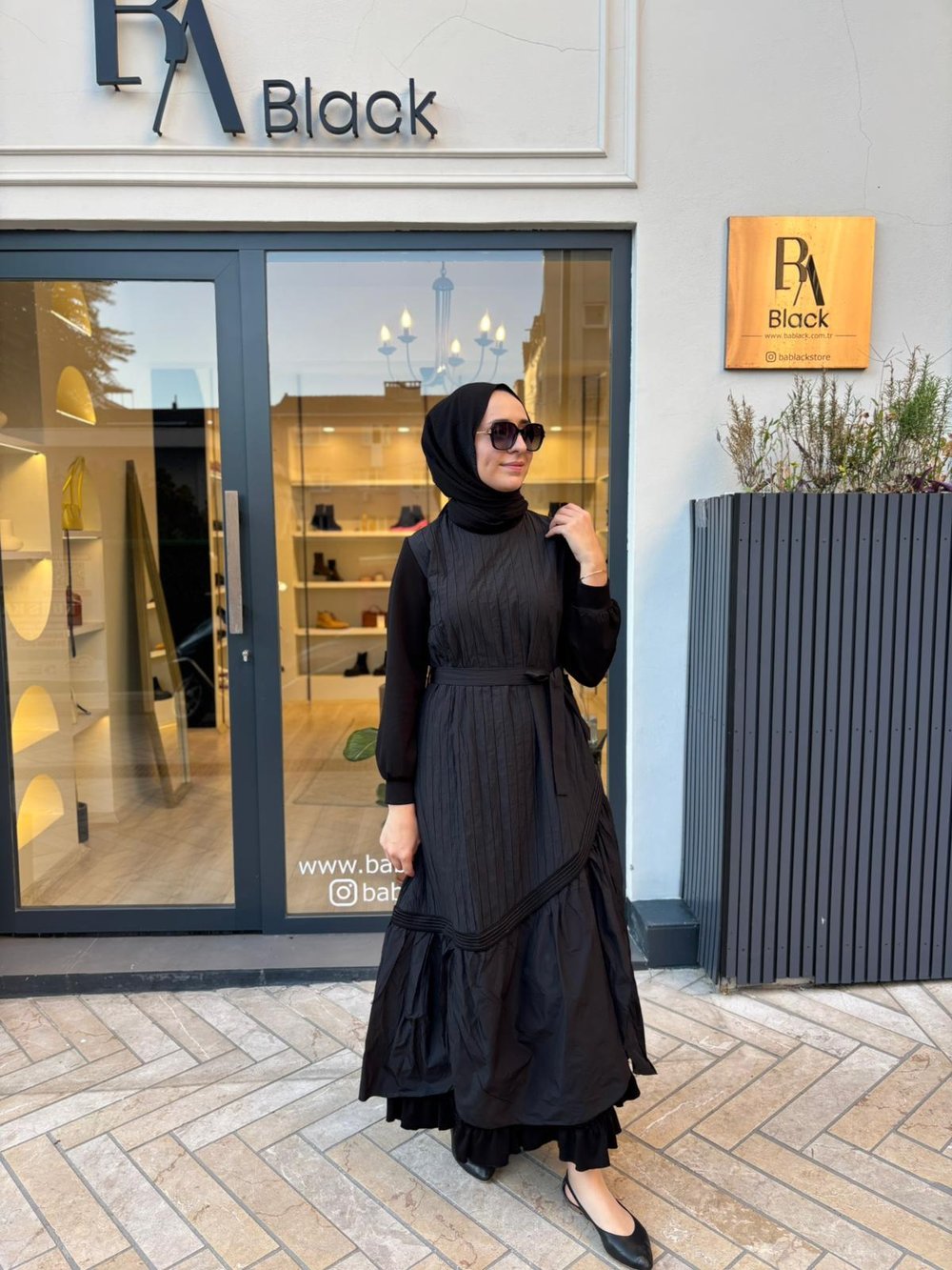 38831 Dikiş Detay Kadın Elbise Siyah